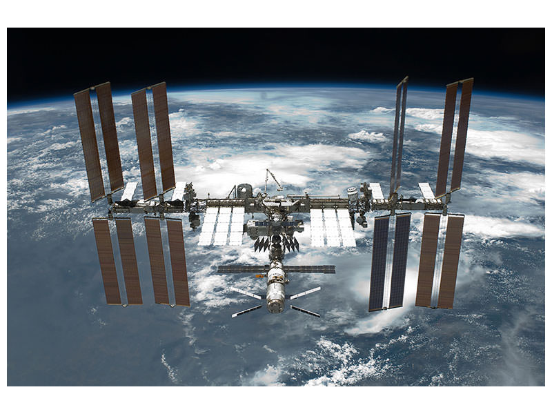 3-piece-canvas-print-a-satellite