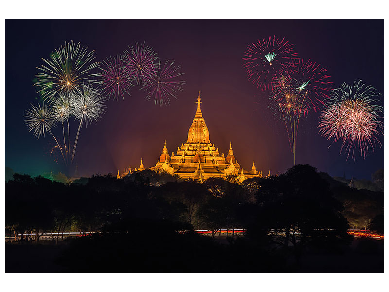 panoramic-3-piece-canvas-print-fireworks-at-the-temple