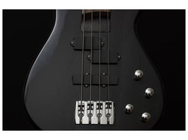 panoramic-canvas-print-guitar-in-black