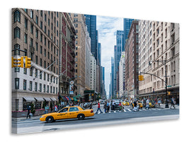 3-piece-canvas-print-in-the-middle-of-manhattan