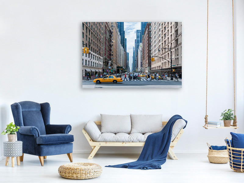 3-piece-canvas-print-in-the-middle-of-manhattan