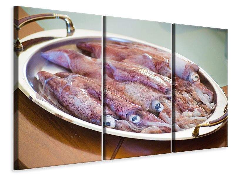 3-piece-canvas-print-raw-calamari