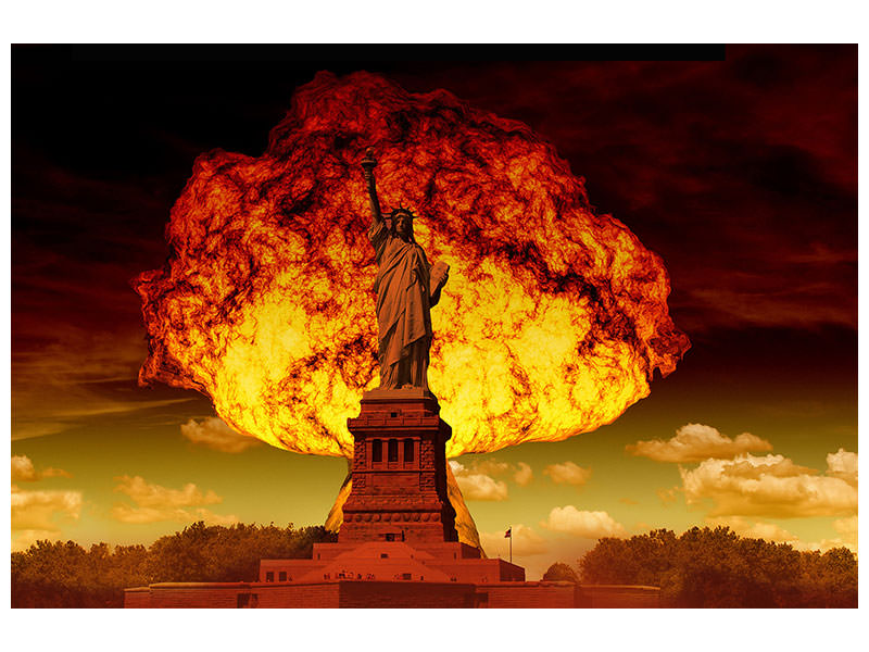 canvas-print-statue-of-liberty-in-spectacular-light